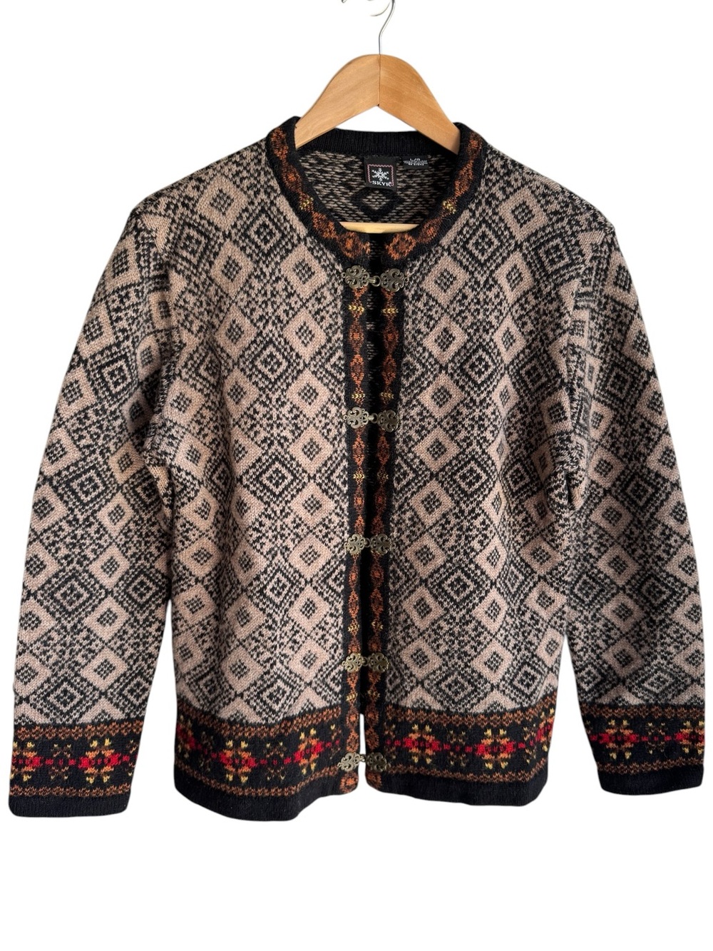 SKYR 100% Wool Nordic Fair Isle Cardigan Sz L Metal Clasp Sweater Folk Artisan